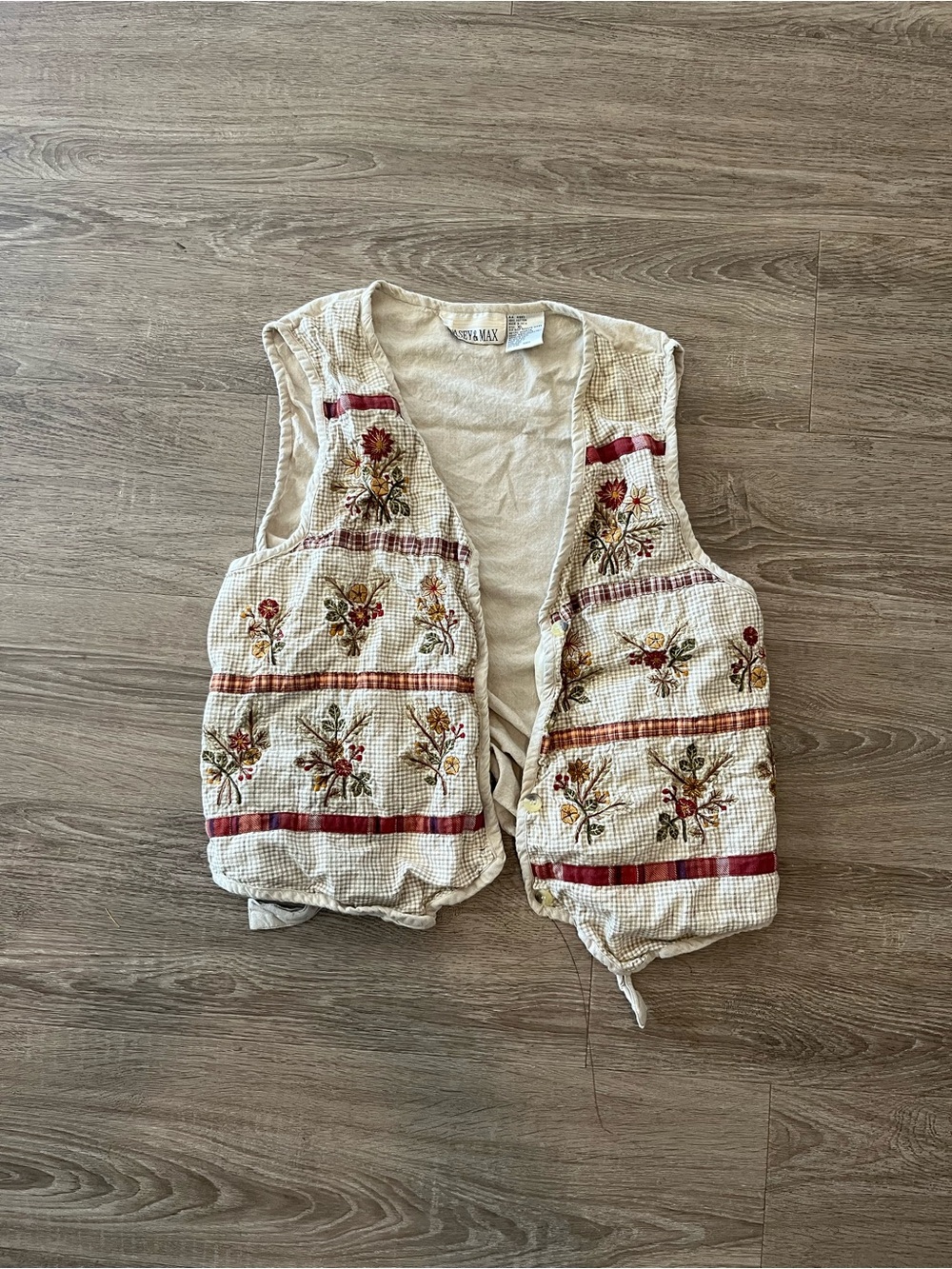 Vintage Casey & Max Womens XL Beige Gingham Floral Embroidered Quilted Vest